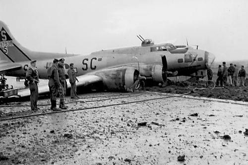 401st Bomb Group B-17G Belly Landed in England, October 29th, 1944.