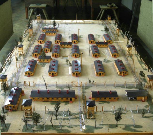 Model of the set used to film the movie The Great Escape. Wikigraphists of the Graphic Lab CC BY-SA 3.0